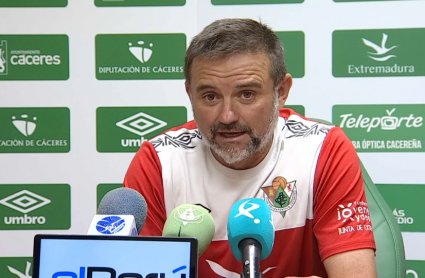 Julio Cobos en rueda de prensa