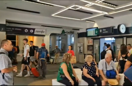 Pasajeros esperando en Mérida