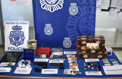 Material requisado en Plasencia por la Policía Nacional